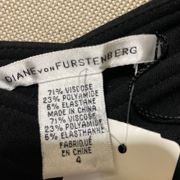 Diane Von Furstenberg ‘Olsen’ Black Stretch Dress - Picture 3 of 5